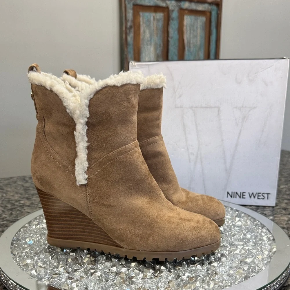 Nine West Camino 2 Brown Wedge Sherpa lined Boots with Shearling Trim 7